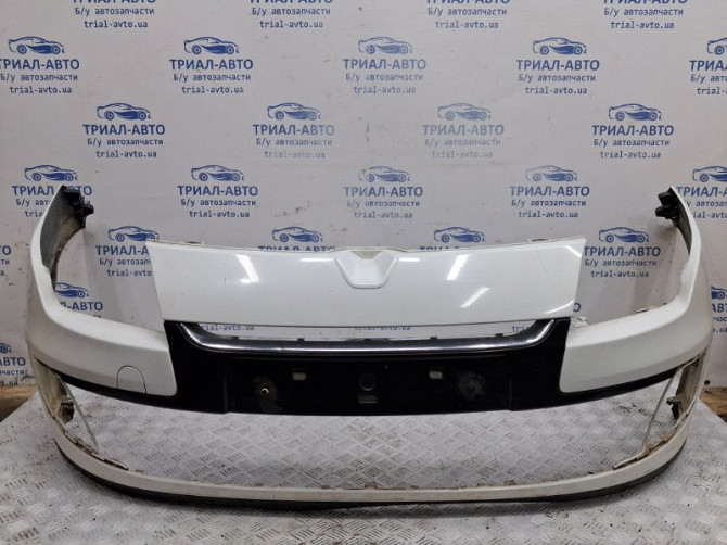 Бампер передний Renault Megane 3 1.5 DIESEL K9K 2008 (б/у) Киев - изображение 1