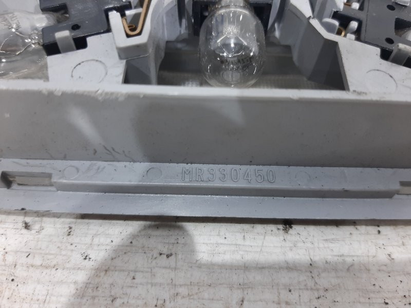 Плафон передний Mitsubishi Lancer 9 1.6 БЕНЗИН 4G18 2003 (б/у) Київ - зображення 3