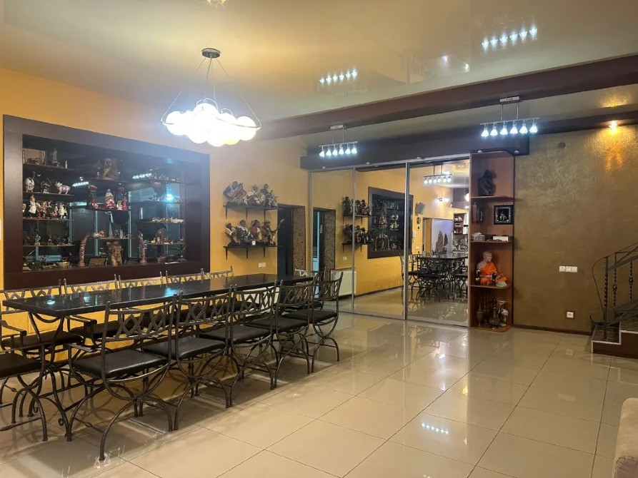 продам двухэтажный дом с ремонтом Нагорка Дніпро - зображення 4