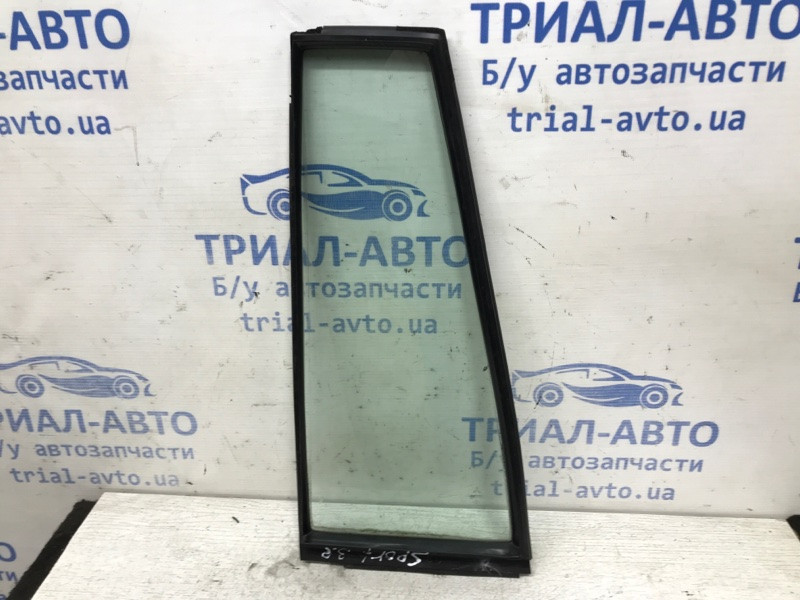 Стекло двери задней правой (форточка) Mitsubishi Pajero Sport K9 2.5 DIESEL 4D56 1996 (б/у) Київ - зображення 2