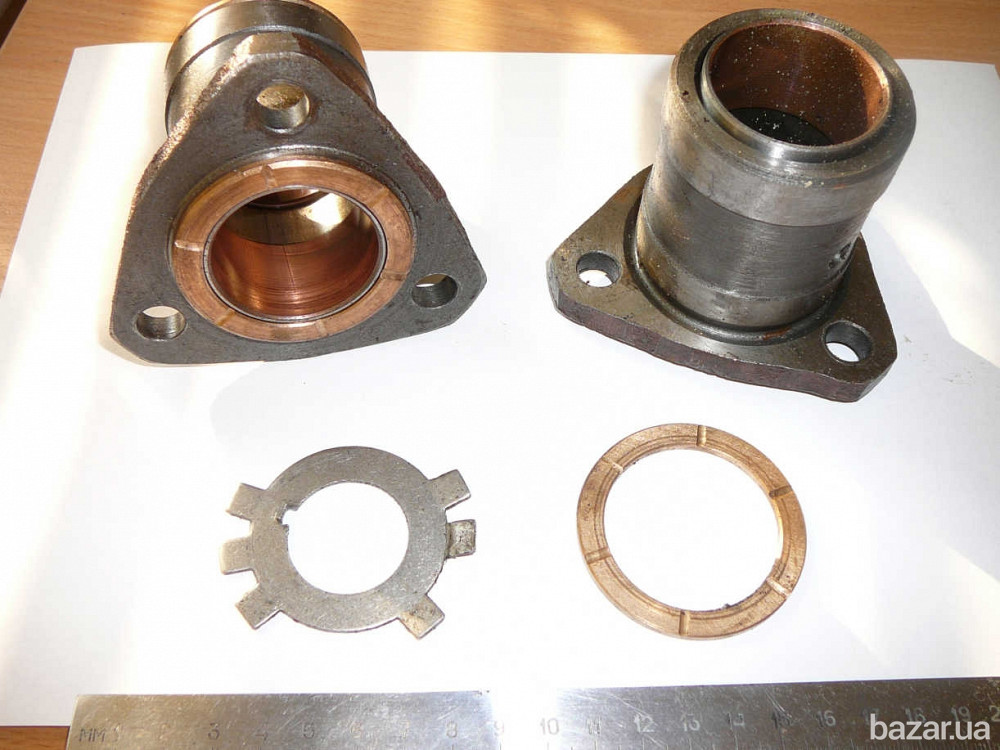Втулка распределительного вала ЯАЗ-204 Полтава - изображение 1