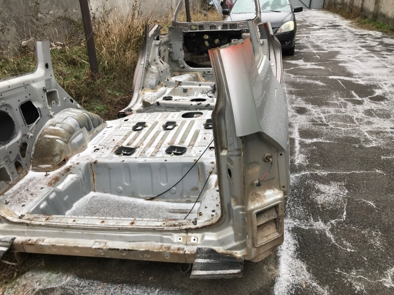 Четверть автомобиля задняя правая Mitsubishi Pajero Wagon 3 3.2 ДИЗЕЛЬ 4M41 1999 (б/у) Киев - изображение 6