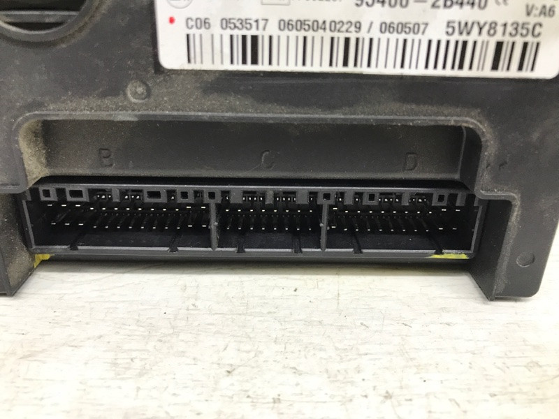 Блок комфорта Hyundai Santa fe CM 2.7 БЕНЗИН G6EA 2005 (б/у) Киев - изображение 3