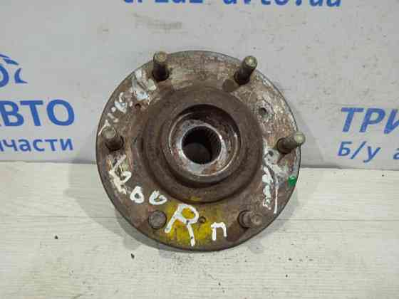 Ступица передняя Mitsubishi L200 KB 2.5 ДИЗЕЛЬ 4D56U 2006 прав. (б/у) Киев
