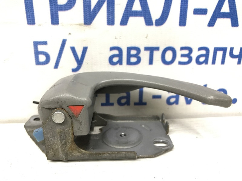 Ручка двери внутренняя правая Kia Sorento BL 2.5 DIESEL D4CB 2002 (б/у) Київ - зображення 2