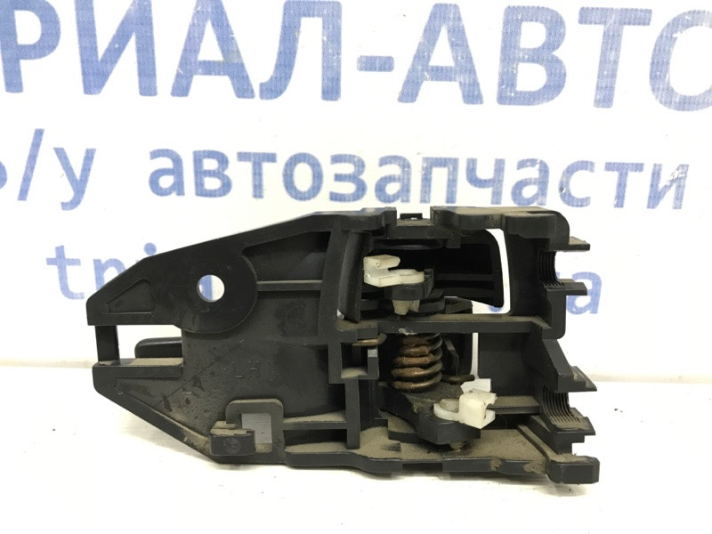 Ручка двери внутренняя левая Mitsubishi Lancer 9 1.6 БЕНЗИН 4G18 2003 (б/у) Київ - зображення 3