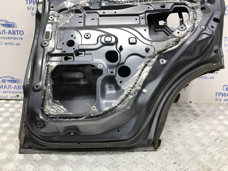 Дверь задняя правая Mitsubishi Pajero Wagon 4 3.2 ДИЗЕЛЬ 4M41 2006 (б/у) Киев - изображение 10