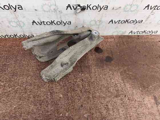Кронштейн (опора) двигателя VW T5 T6 2.0 tdi 2003-2019 (7E0199370L) Ковель