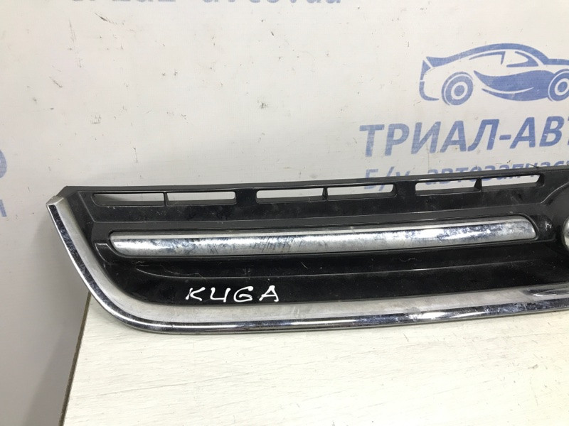 Решетка радиатора Ford Kuga CBS 2.0 DIESEL 2011 (б/у) Киев - изображение 2