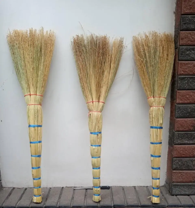 Веник сорго Узбекистан в/г 90 см, 400г Киев - изображение 1