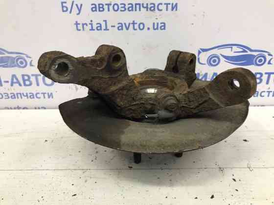 Кулак поворотный левый со ступицей Mitsubishi Outlander GF 2.2 DIESEL 4N14 2012 (б/у) Киев