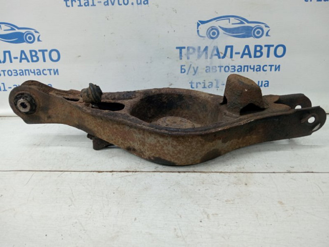 Рычаг задней подвески нижний поперечный (под пружину) Mazda 6 GH 2.5 БЕНЗИН L5-VE 2007 (б/у) Київ - зображення 1