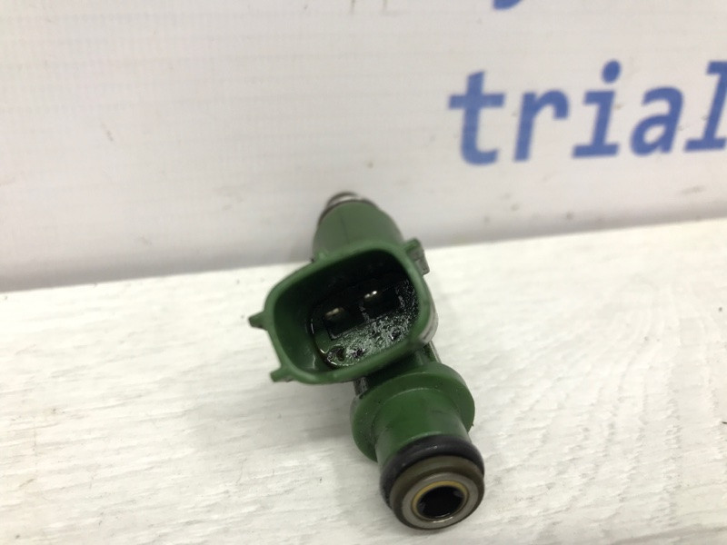 Форсунка топливная Toyota Avensis T25 1.8 БЕНЗИН 1ZZFE 2002 (б/у) Київ - зображення 2