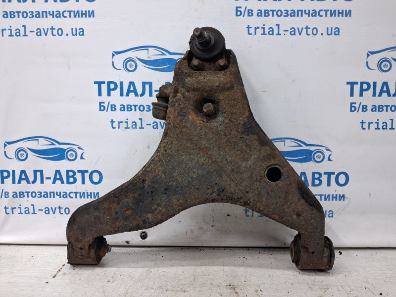 Рычаг передний нижний левый Mitsubishi L200 KB 2.5 DIESEL 4D56 2006 (б/у) Київ - зображення 1