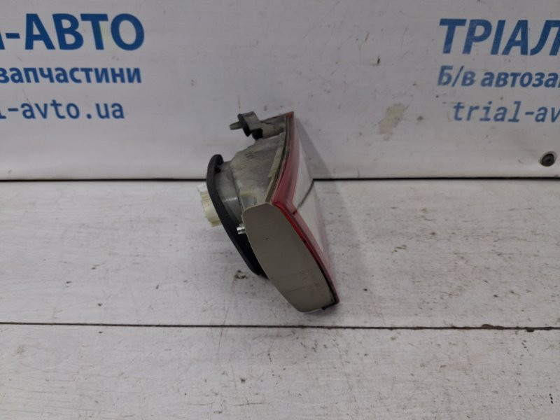 Фонарь задний внутренний левый Hyundai Sonata YF 2.4 БЕНЗИН G4KJ 2010 (б/у) Київ - зображення 2