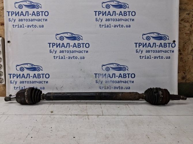 Привод передний правый МКПП Kia Ceed JD 1.6 DIESEL D4FB 2012 (б/у) Київ - зображення 1