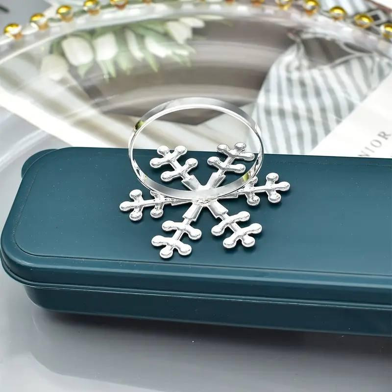Набор колец для салфеток Leeseph Снежинки 6шт золото Одеса - зображення 4