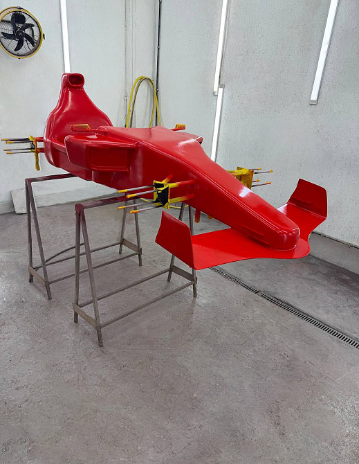 Рекламний болід Formula 1 для вашого бренду під ключ Київ - зображення 3