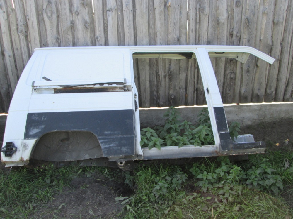 Боковина правая Renault Trafic 1981-1999 (Груз.) Ковель - зображення 1