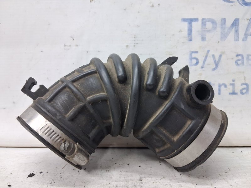 Патрубок воздушного фильтра Suzuki SX4 1 2.0 БЕНЗИН J20A 2006 (б/у) Киев - изображение 3