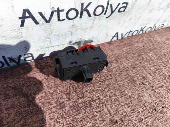 Кнопка аварийки Renault Kangoo 2008-2016 (252105246R) Ковель