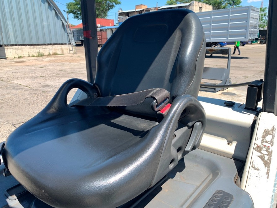 Вилочный погрузчик TCM на 3 тонны на больших 15 колесах пневмо, с отдельным позиционером вил Полтава - зображення 10