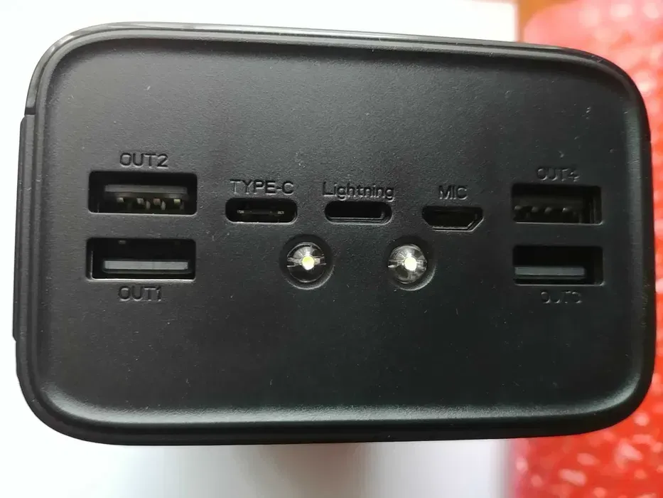 Мощный Power Bank 50000 мАч 4 USB+LED фонарик Лубни - зображення 8