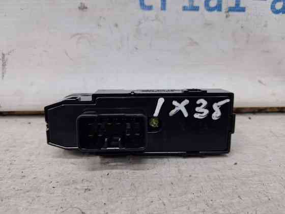 Кнопка стеклоподъемника Hyundai IX35 2009-2015 3835211310 (Арт. 69893) Киев