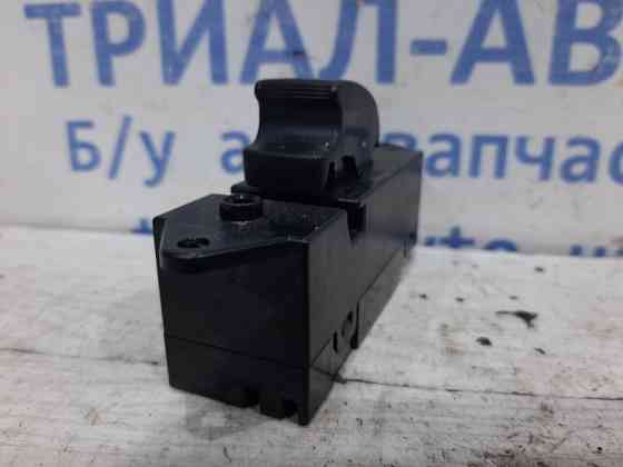 Кнопка стеклоподъемника Mitsubishi Lancer 9 1.6 БЕНЗИН 4G18 2003 (б/у) Київ