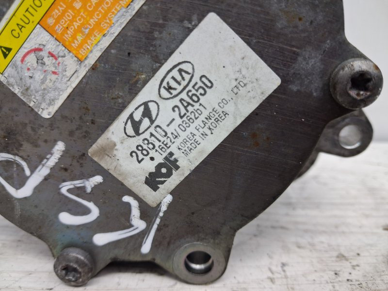 Насос вакуумный Kia Sportage QL 1.7 DIESEL D4FD 2015 (б/у) Київ - зображення 5