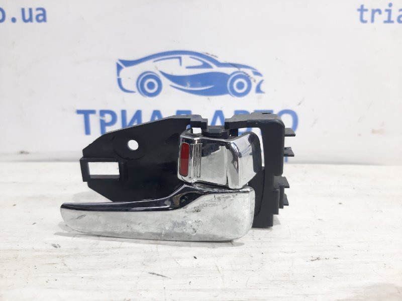 Ручка двери внутреняя передняя правая Mitsubishi Outlander CU 2.4 БЕНЗИН 4G69 2003 (б/у) Киев - изображение 1