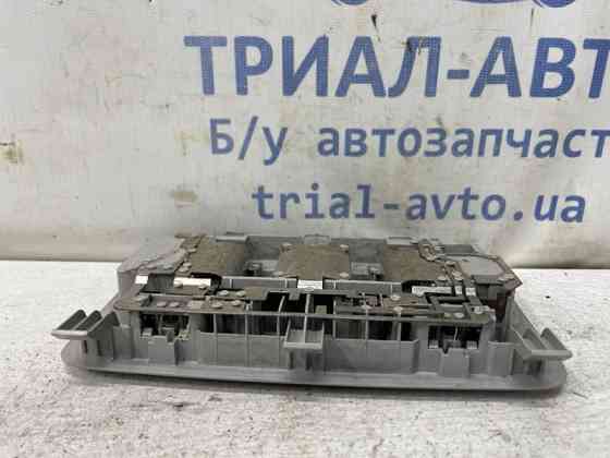 Плафон задний Toyota Avensis 2002-2010 8125005021B0 (Арт. 81689) Київ