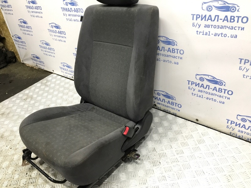 Сиденье переднее правое Mitsubishi Lancer 9 1.6 БЕНЗИН 4G18 2003 (б/у) Киев - изображение 5