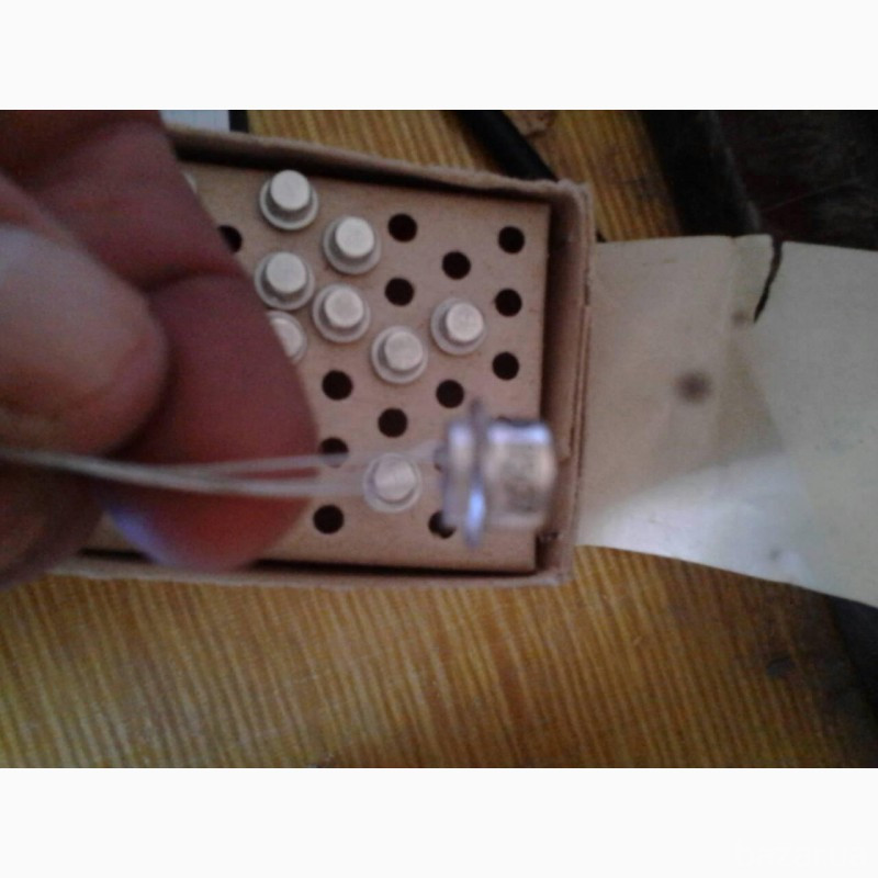 Транзисторы МП-16А. по 50шт в коробках, -18 коробков. оптом по 2грн Харків - зображення 3