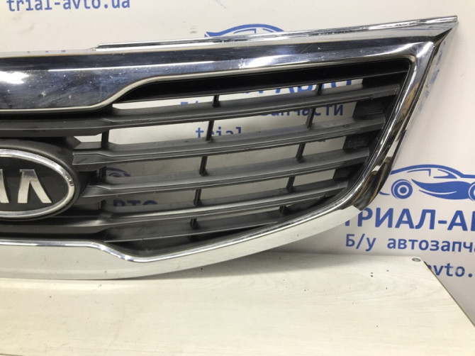 Решетка радиатора Kia Sportage SL 1.7 DIESEL D4FD 2010 (б/у) Київ - зображення 3