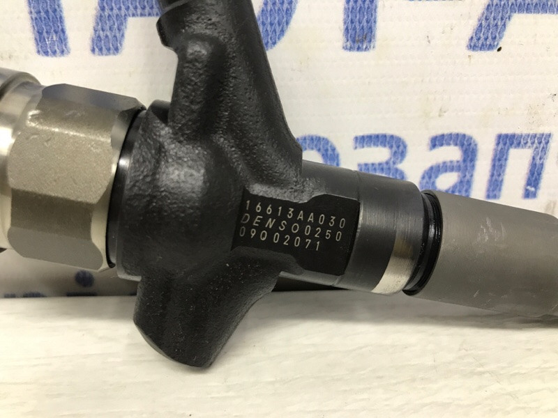 Форсунка топливная Subaru Forester SJ 2.0 DIESEL EE20Z 2012 (б/у) Киев - изображение 4