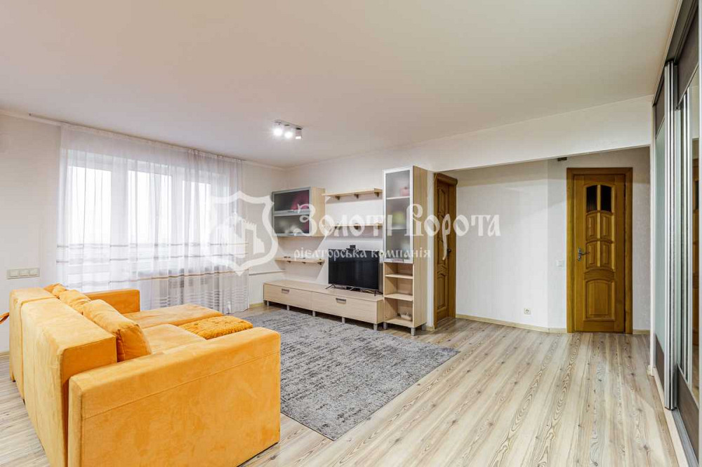 продажа 3-к квартира Киев, Соломенский, 110000 $ Киев - изображение 1