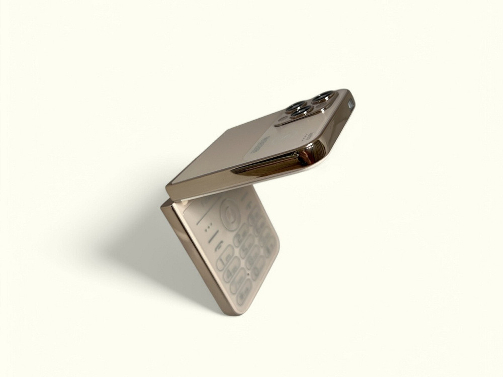 Кнопочный мобильный телефон раскладушка AIEK I15 Max на 4 сим карты Gold Киев - изображение 5