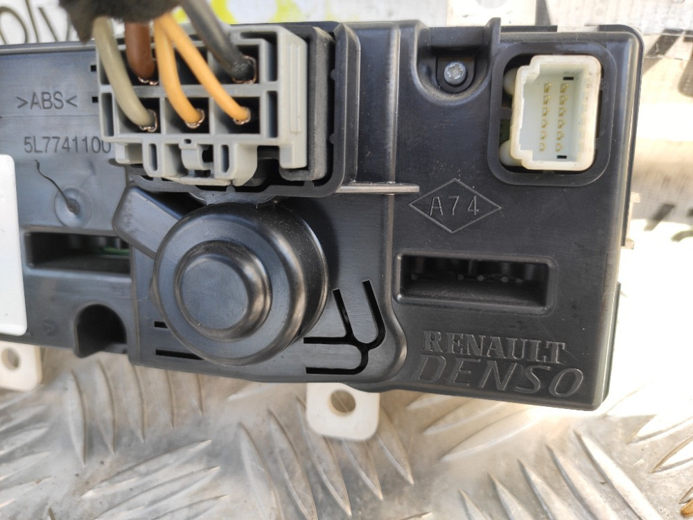 Блок управления климат контролем Renault Master III 2010-2018 (275100013R) Ковель - зображення 7