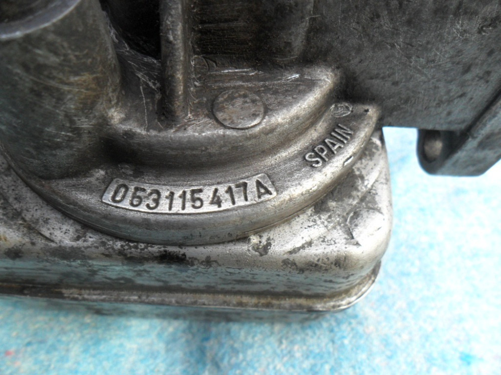 VAG 053115417A, Кронштейн масляного фільтра Фольксваген, оригінал Винница - изображение 5