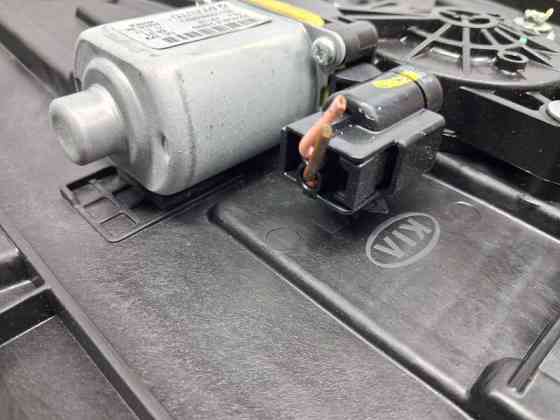 Стеклоподъемник передний левый Kia Sportage QL 1.7 DIESEL D4FD 2015 (б/у) Київ