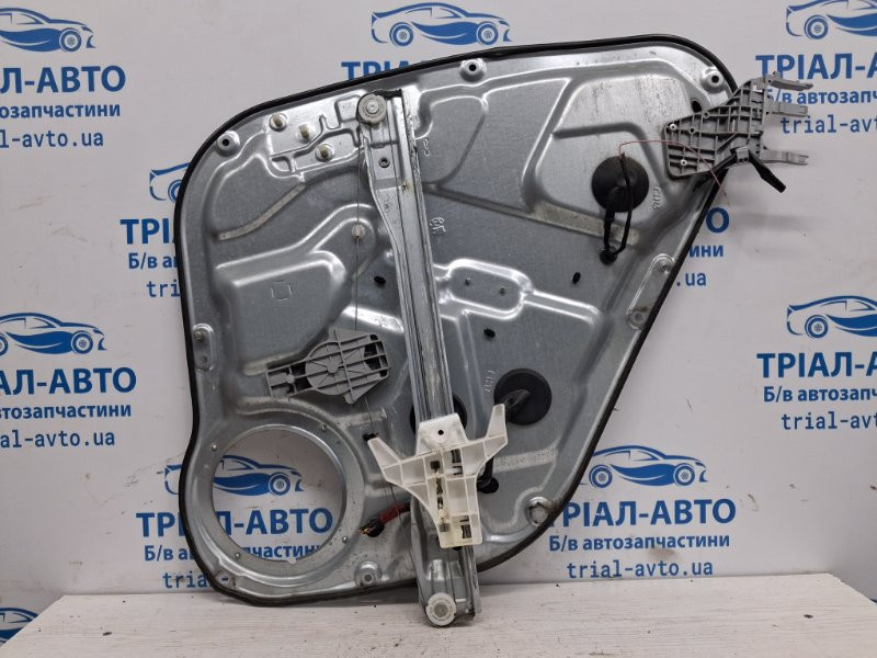Стеклоподъемник задний левый Hyundai Santa fe CM 2.2 DIESEL D4HB 2005 (б/у) Київ - зображення 2