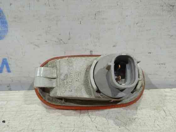 Повторитель поворотника Mitsubishi L200 KB 2.5 ДИЗЕЛЬ 4D56U 2006 (б/у) Киев