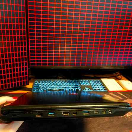 Ігровий ноутбук MSI 17.3 IPS i7 RAM DDR4 32GB 512GB SSD m.2 NVMe 1Tb Nvidia GeForce GTX 1060 6gb Киев