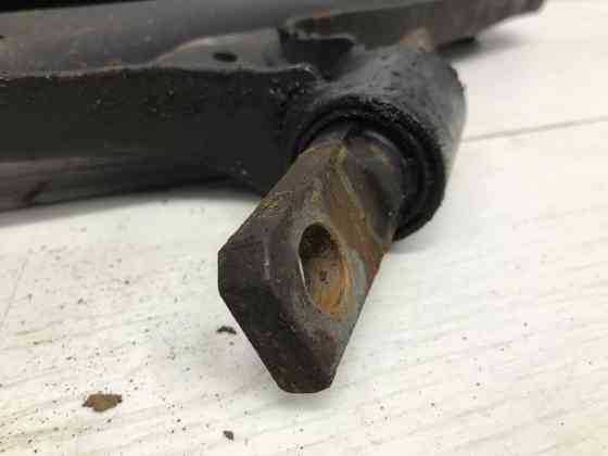 Рычаг левый Nissan X-Trail T32 1.6 DIESEL R9M 2014 (б/у) Киев