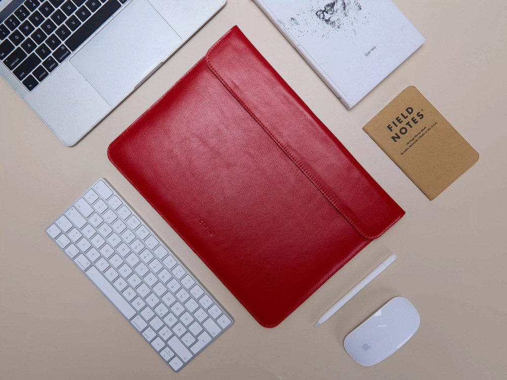 Чехол для ноутбука классический Incarne Klouz MacBook Pro 13" 2016-2025 klouz-red-pro-13 красный Киев - изображение 8