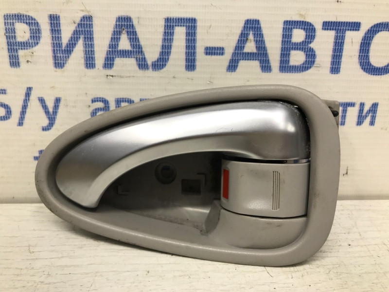 Ручка двери внутренняя левая Toyota Avensis T27 2.0 DIESEL 2009 (б/у) Киев - изображение 1