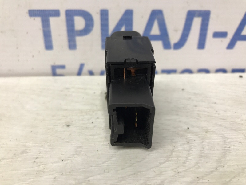 Кнопки управления Mitsubishi Pajero Wagon 3 3.2 ДИЗЕЛЬ 4M41 1999 (б/у) Київ - зображення 3