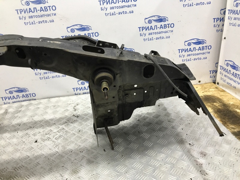 Панель передняя Kia Sorento BL 2.5 DIESEL D4CB 2002 (б/у) Київ - зображення 7