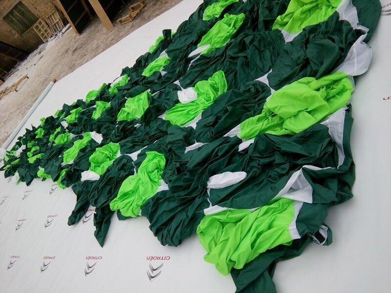 Надувное новогоднее украшение Надувная елка Київ - зображення 4